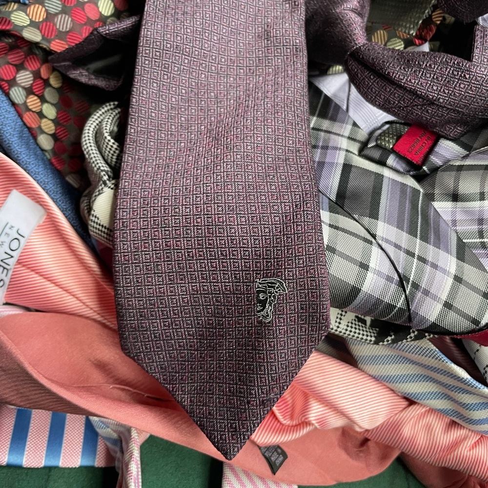Lot ties